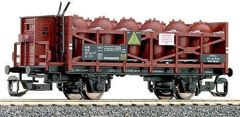 Acid transport car &quot;Leuna&quot;<br /><a href='images/pictures/Tillig/14444.jpg' target='_blank'>Full size image</a>